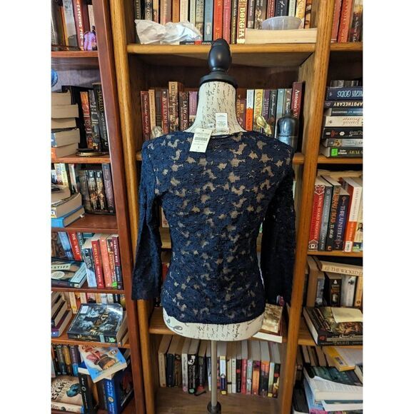 Coldwater creek blue lace long sleeve stretch top sz s nwt - Picture 2 of 4